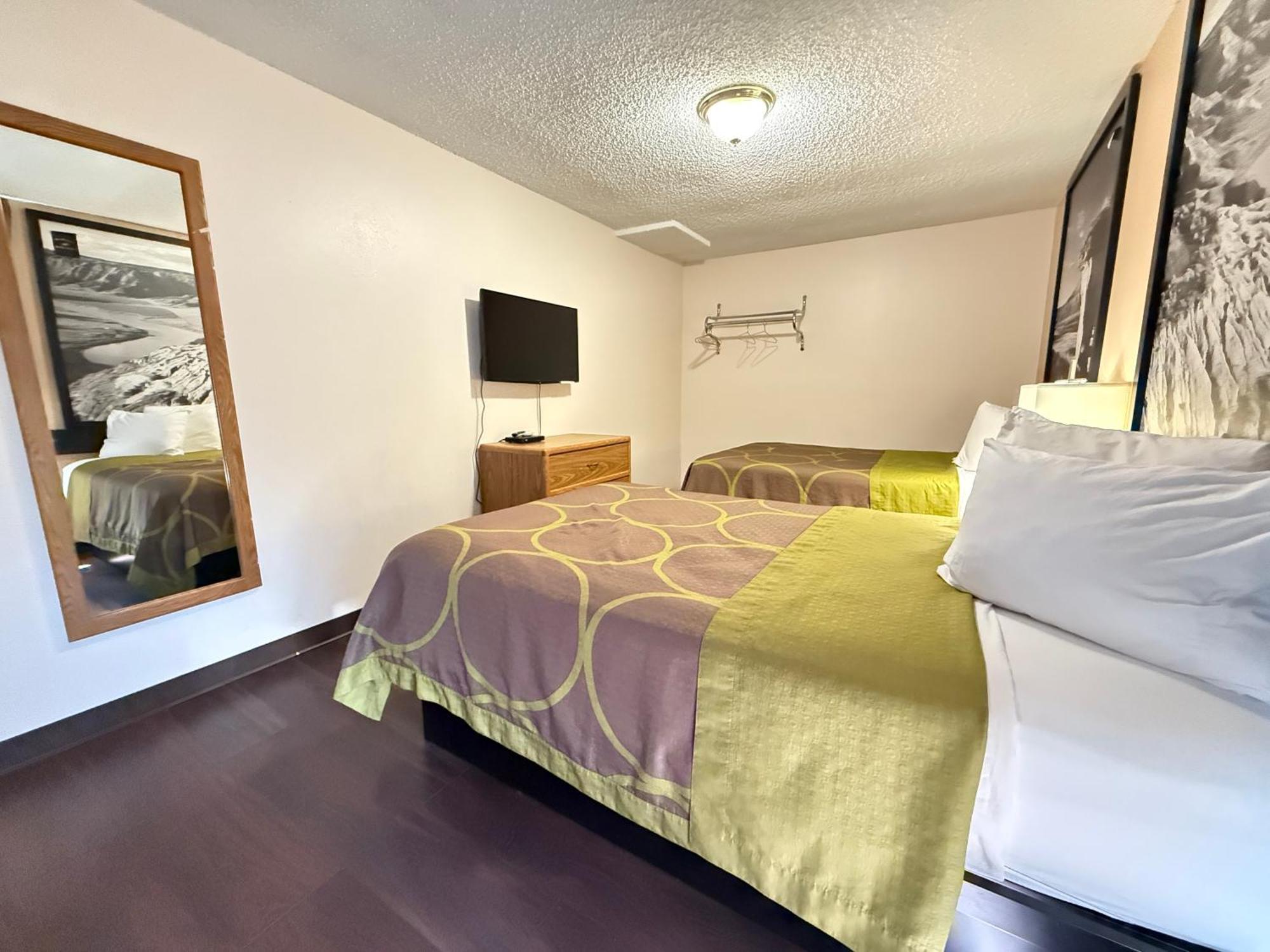 Hardin Lodge Экстерьер фото